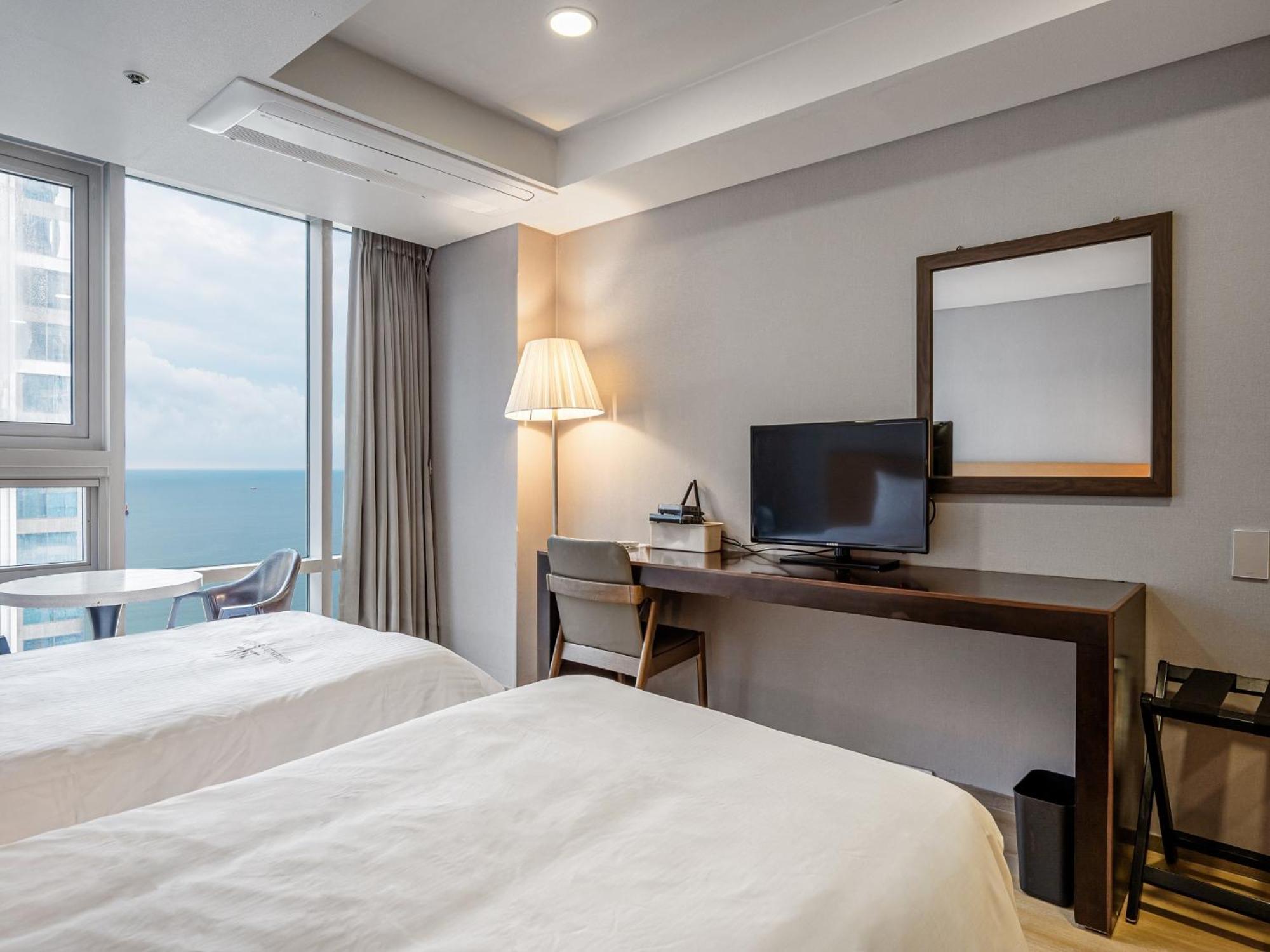 Haeundae Seacloud Hotel Residence Busan Exterior foto