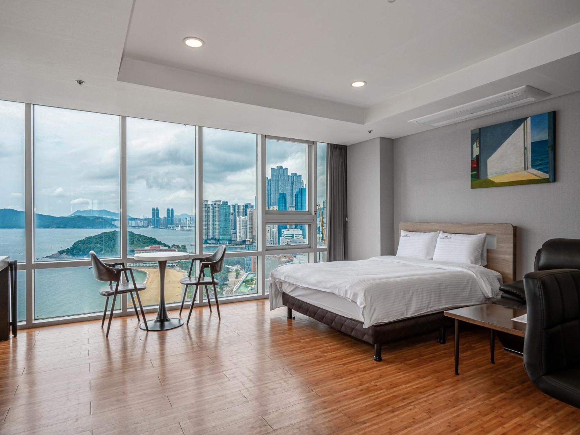 Haeundae Seacloud Hotel Residence Busan Exterior foto