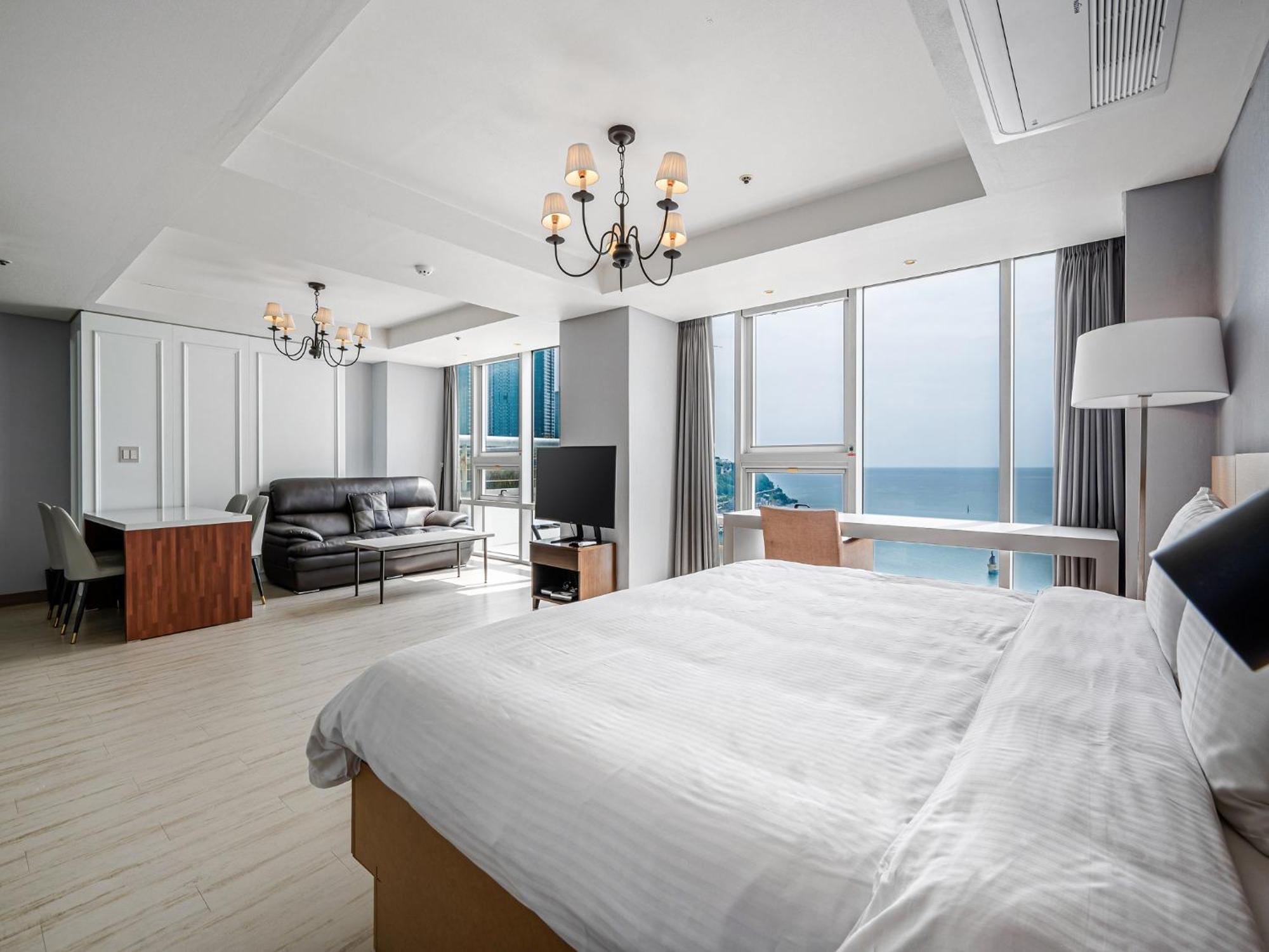 Haeundae Seacloud Hotel Residence Busan Exterior foto